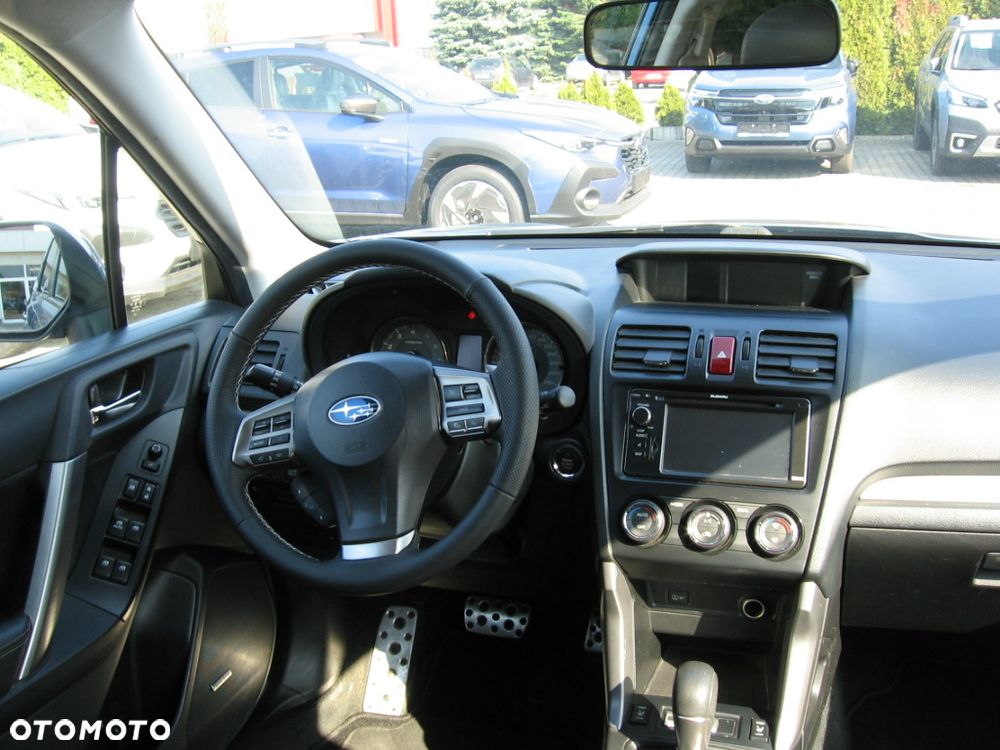 Subaru Forester 2.0XT Platinum Lineartronic - 6