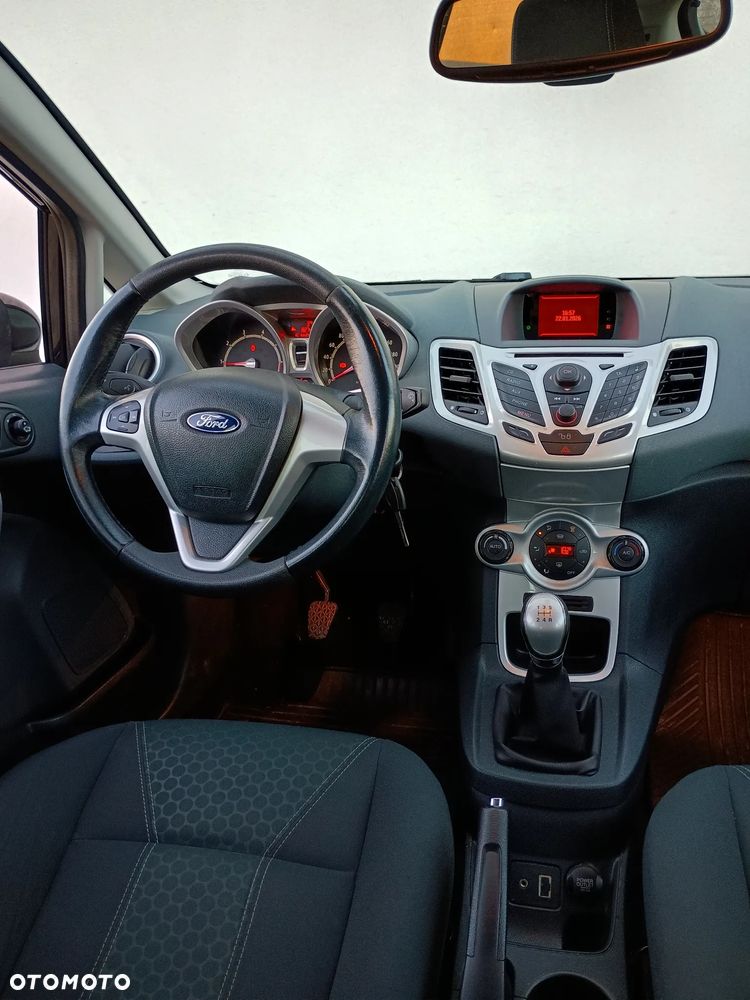 Ford Fiesta 1.25 Titanium - 5