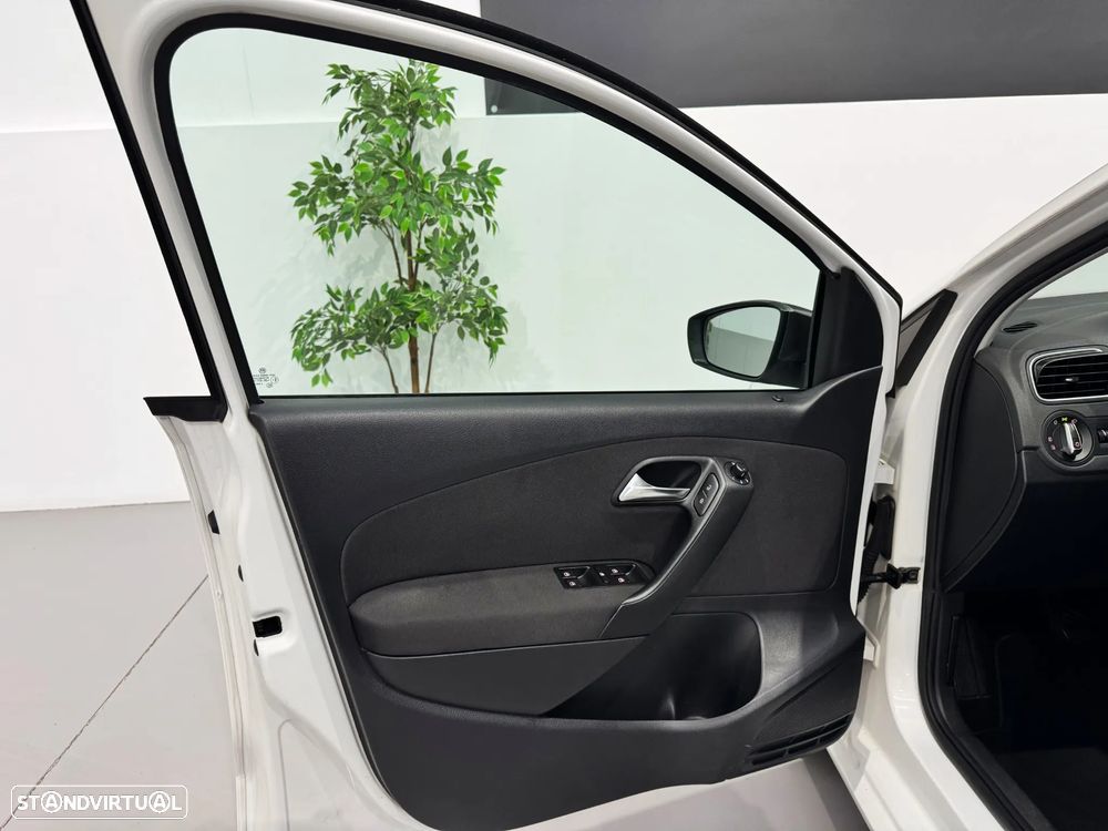 VW Polo 1.2 Confortline - 14