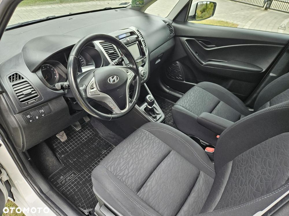 Hyundai ix20 1.6 Classic + - 10