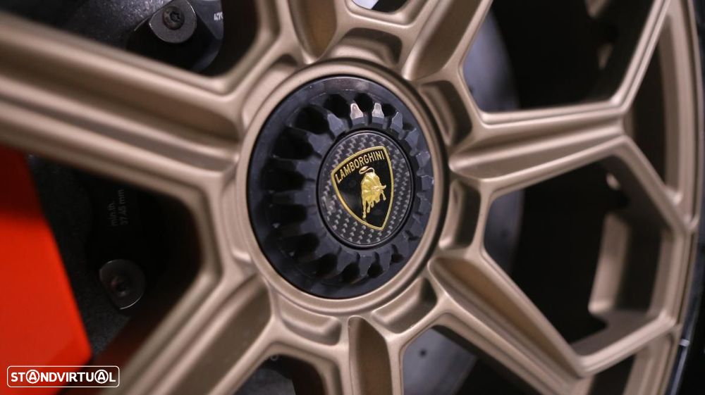 Lamborghini Aventador SVJ Roadster - 9