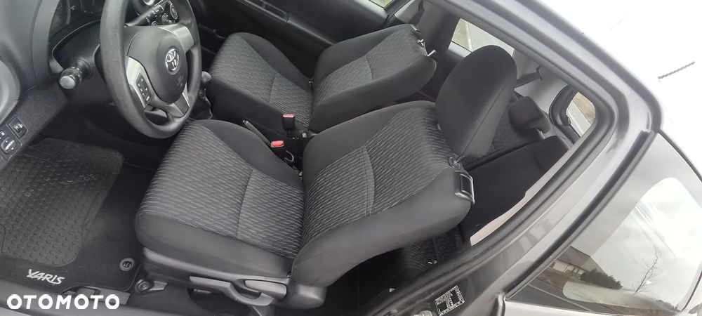 Toyota Yaris 1.0 VVT-i Life - 19
