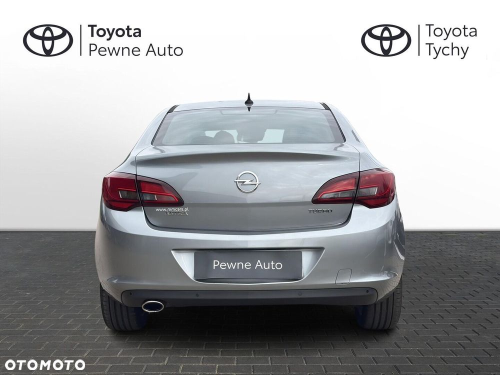 Opel Astra - 4
