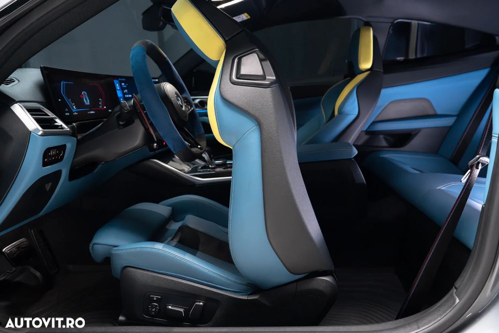 BMW M4 Competition M xDrive AT - 30