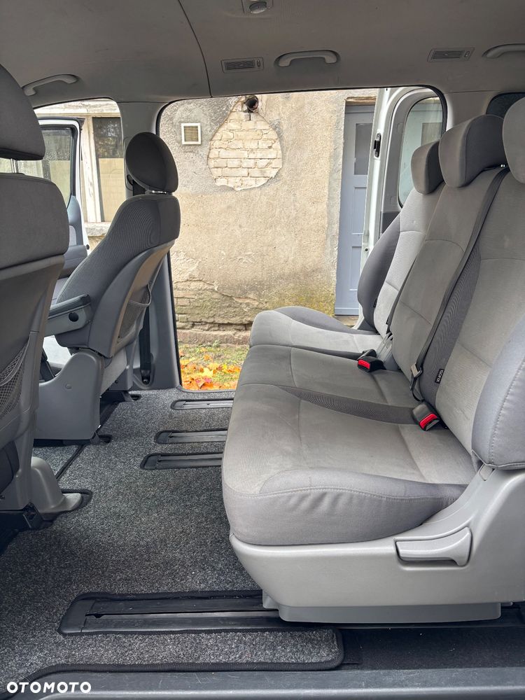 Hyundai H-1 2.5 CRDi Travel Comfort - 13