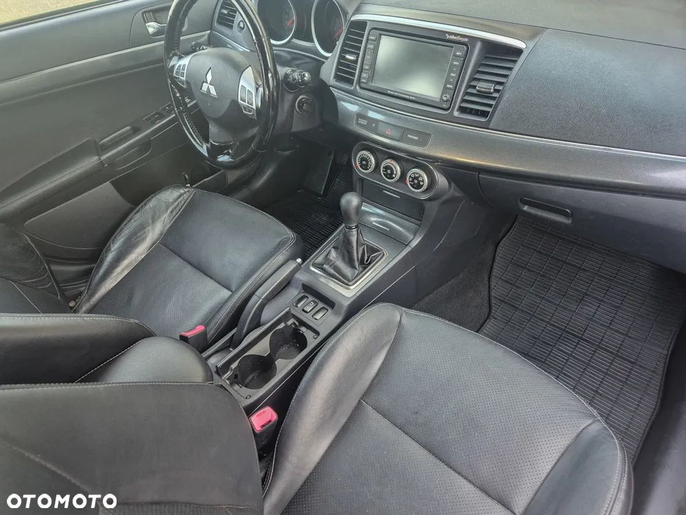 Mitsubishi Lancer - 5