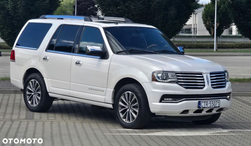 Lincoln Navigator - 4