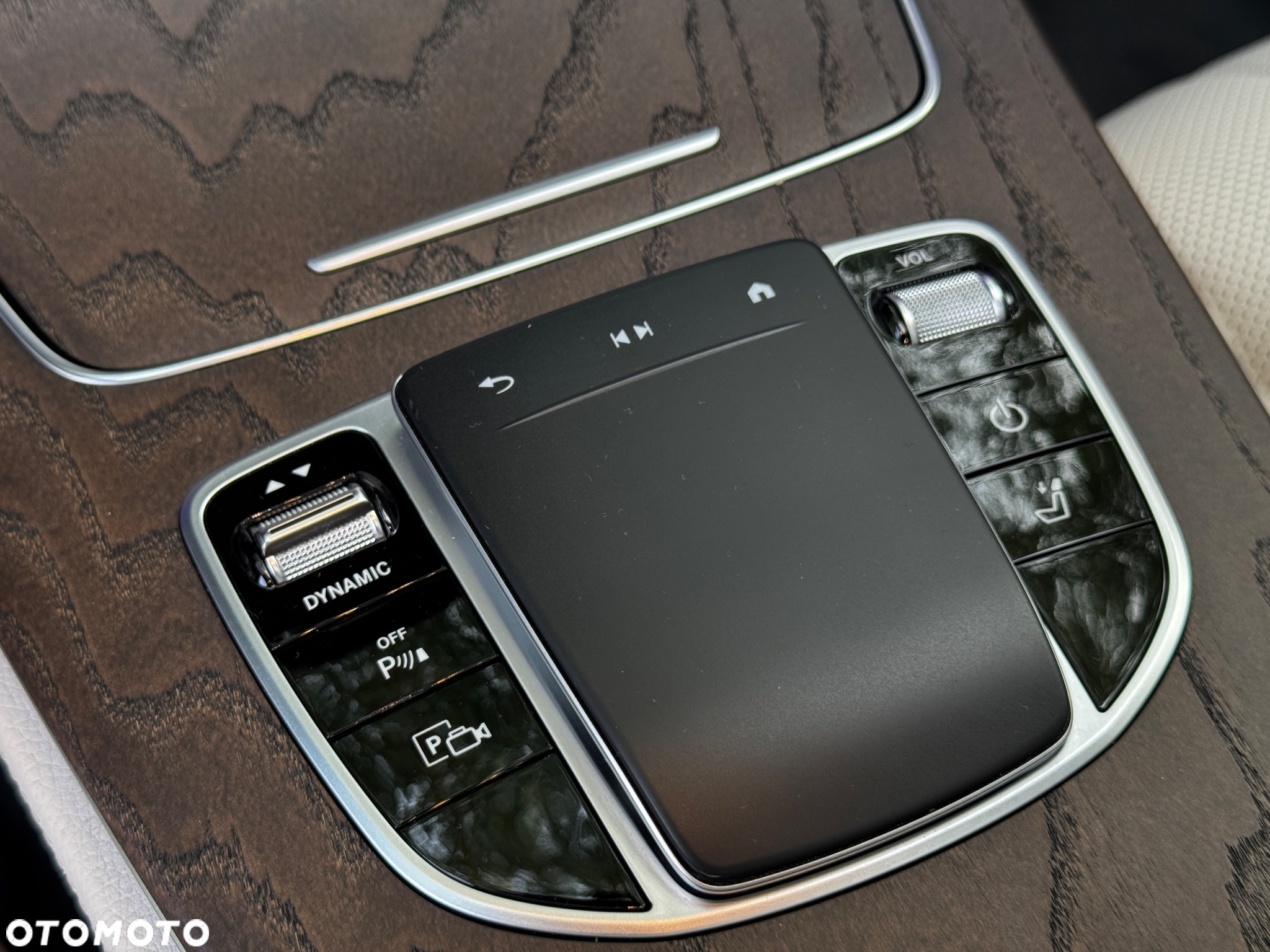 Mercedes-Benz Klasa E 300 de 4Matic T 9G-TRONIC Avantgarde - 35