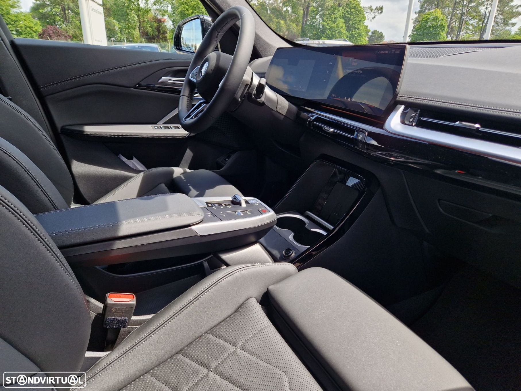 BMW iX1 eDrive20 Pack Desportivo M Pro - 8