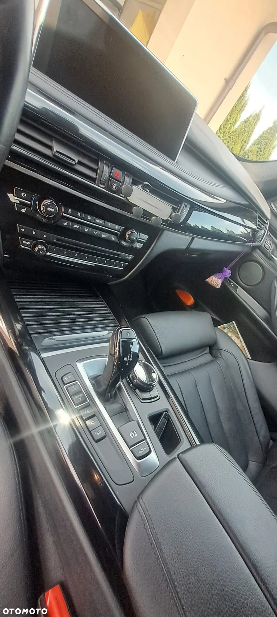 BMW X5 xDrive50i - 20