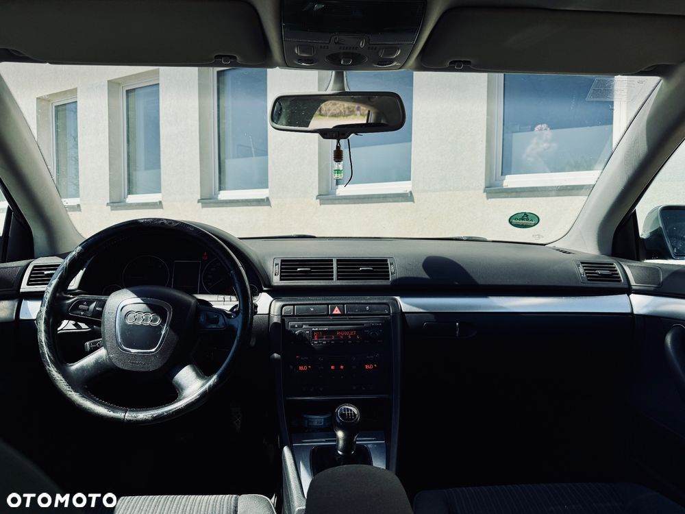 Audi A4 Limousine 2.0 TDI DPF - 13
