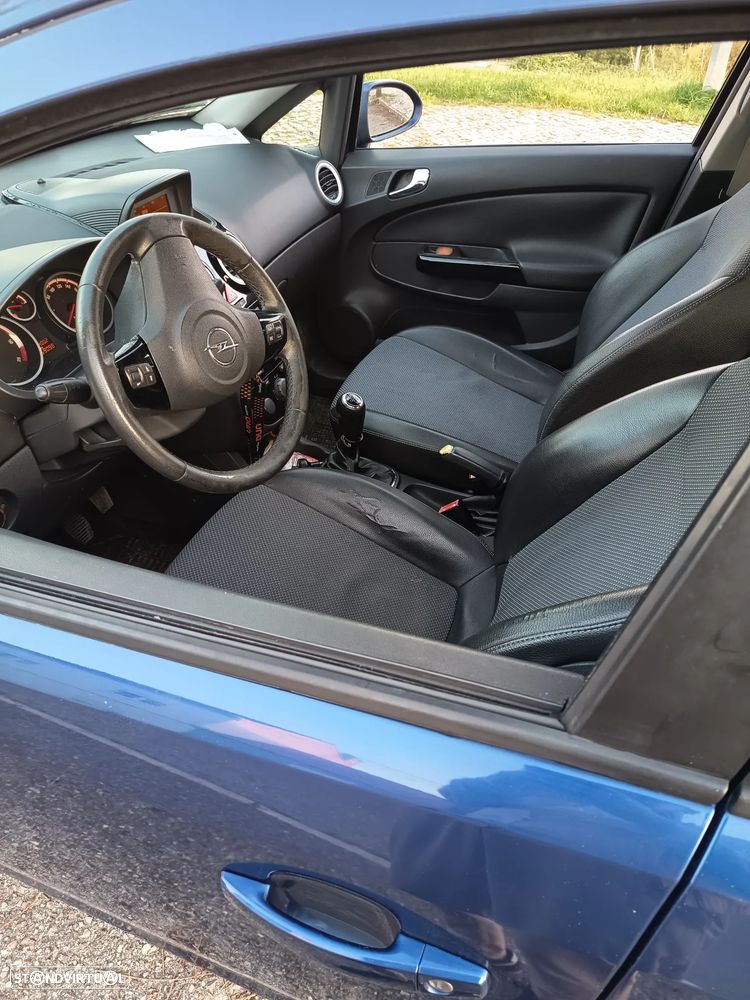 Opel Corsa 1.3 CDTI Cosmo - 3