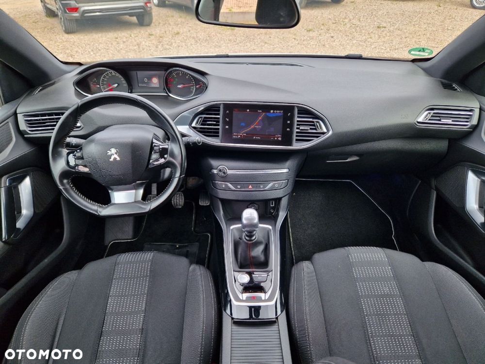 Peugeot 308 - 7