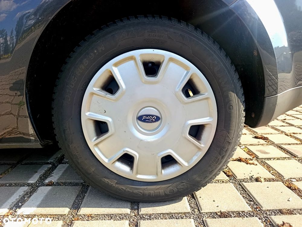 Ford Focus 1.4 16V Fun - 21