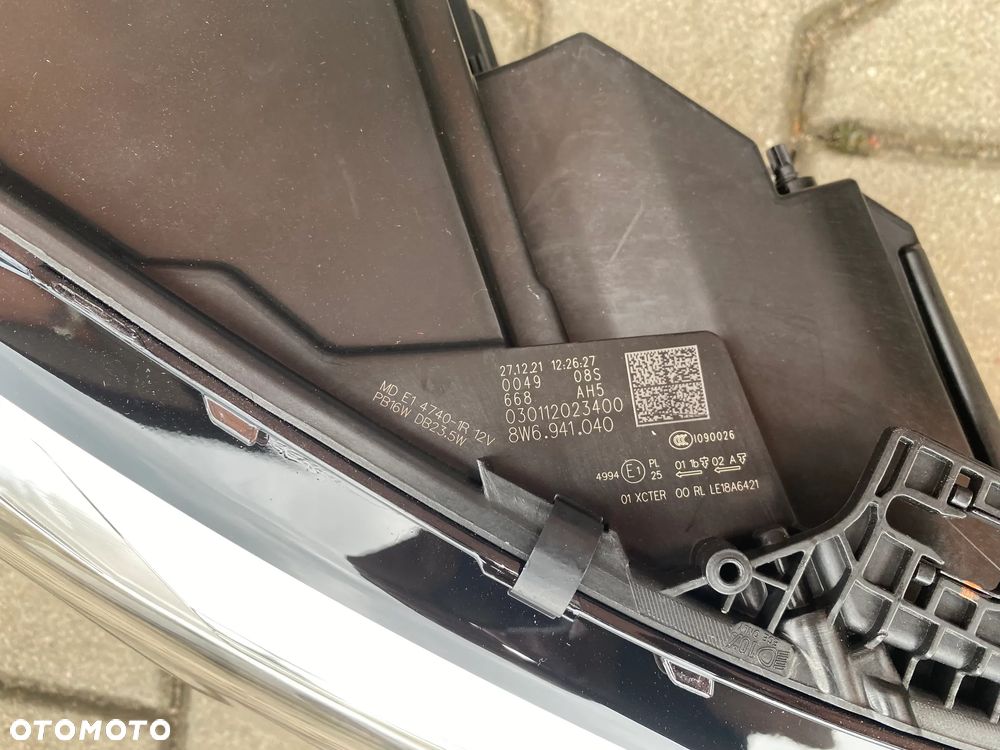 REFLEKTOR AUDI A5  8W6 941 040  8W6 941 039 2020- - 3