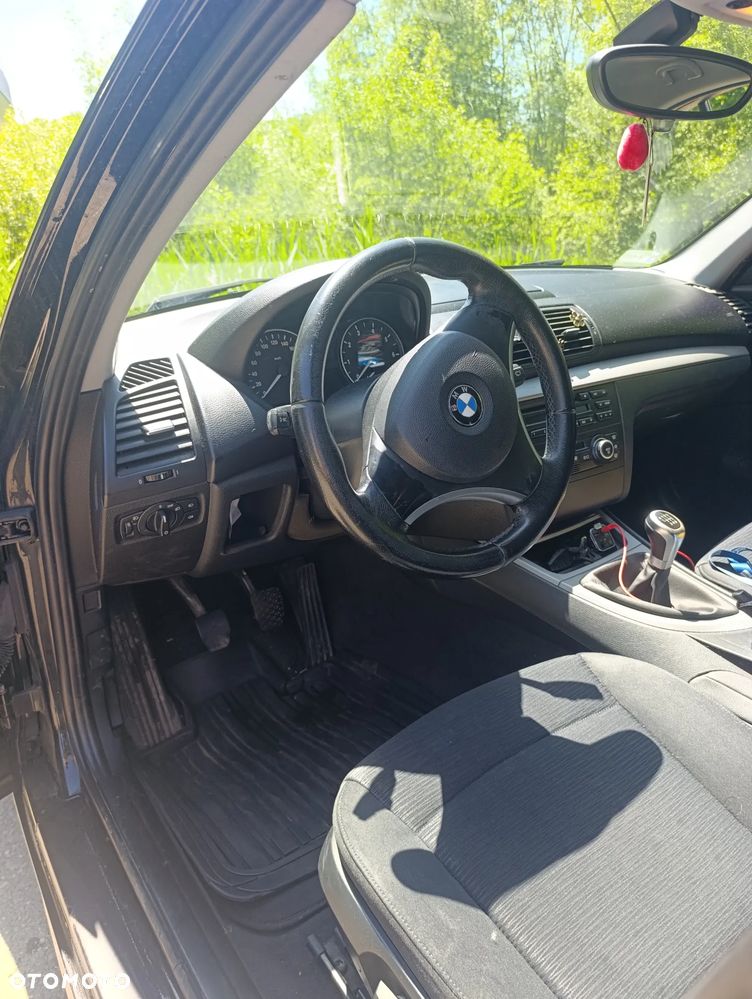 BMW Seria 1 116i - 10