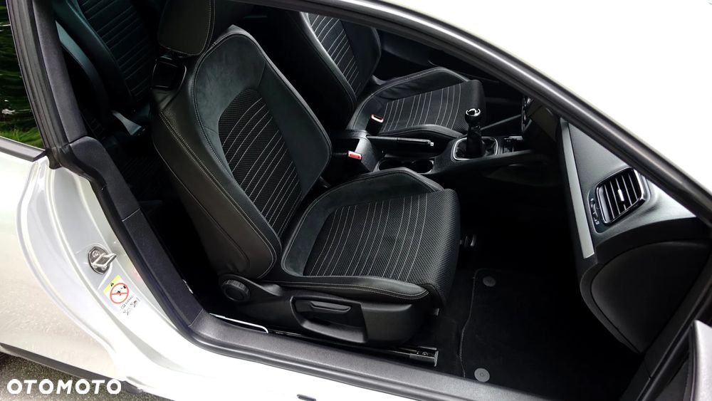 Volkswagen Scirocco - 12