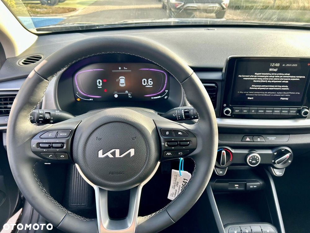 Kia Stonic - 10