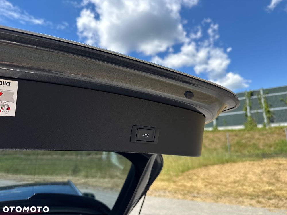 Audi A6 Avant 2.0 TDI Ultra S tronic - 37