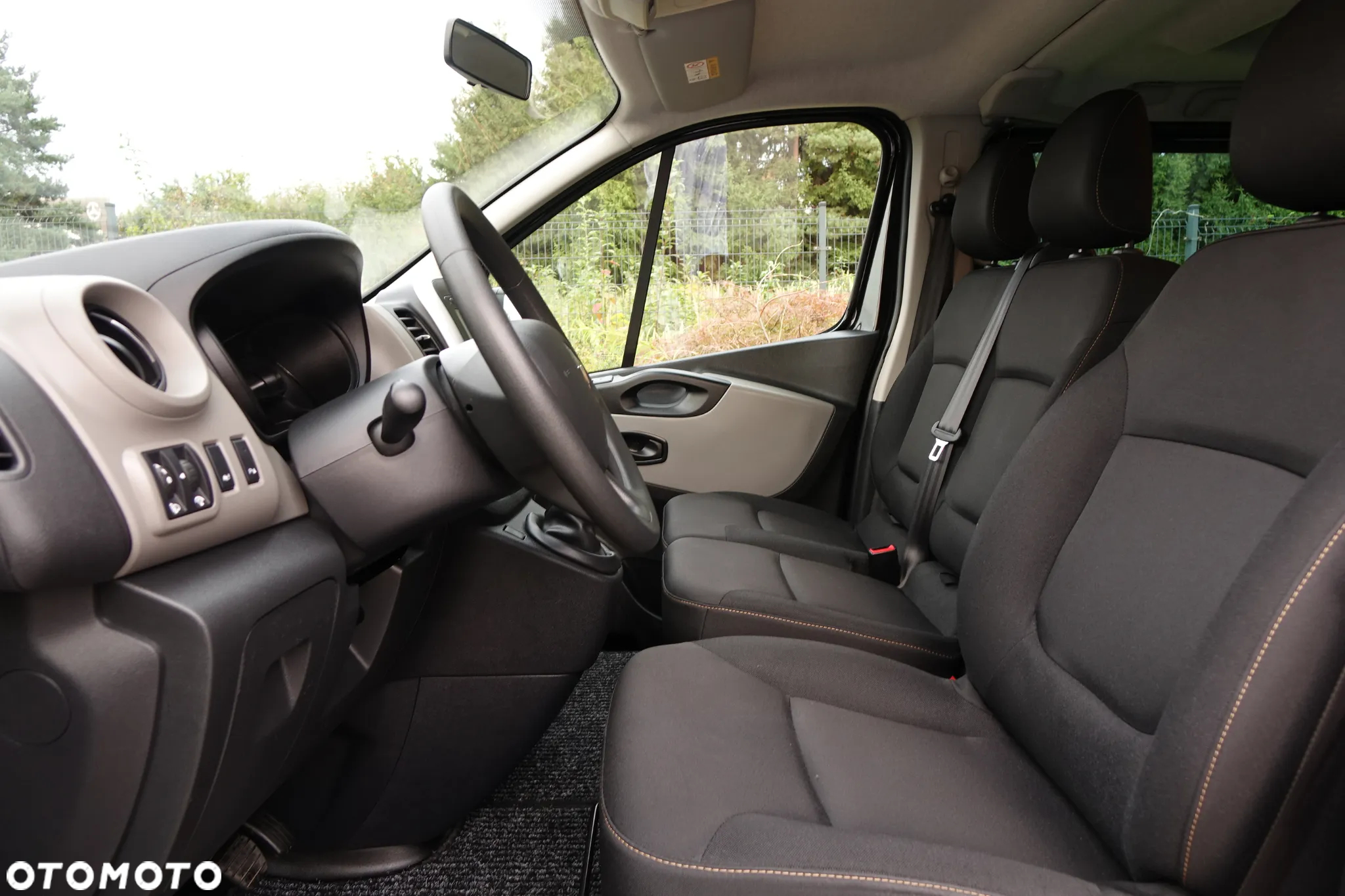 Renault Trafic Grand Passenger 3,0t Business - 14