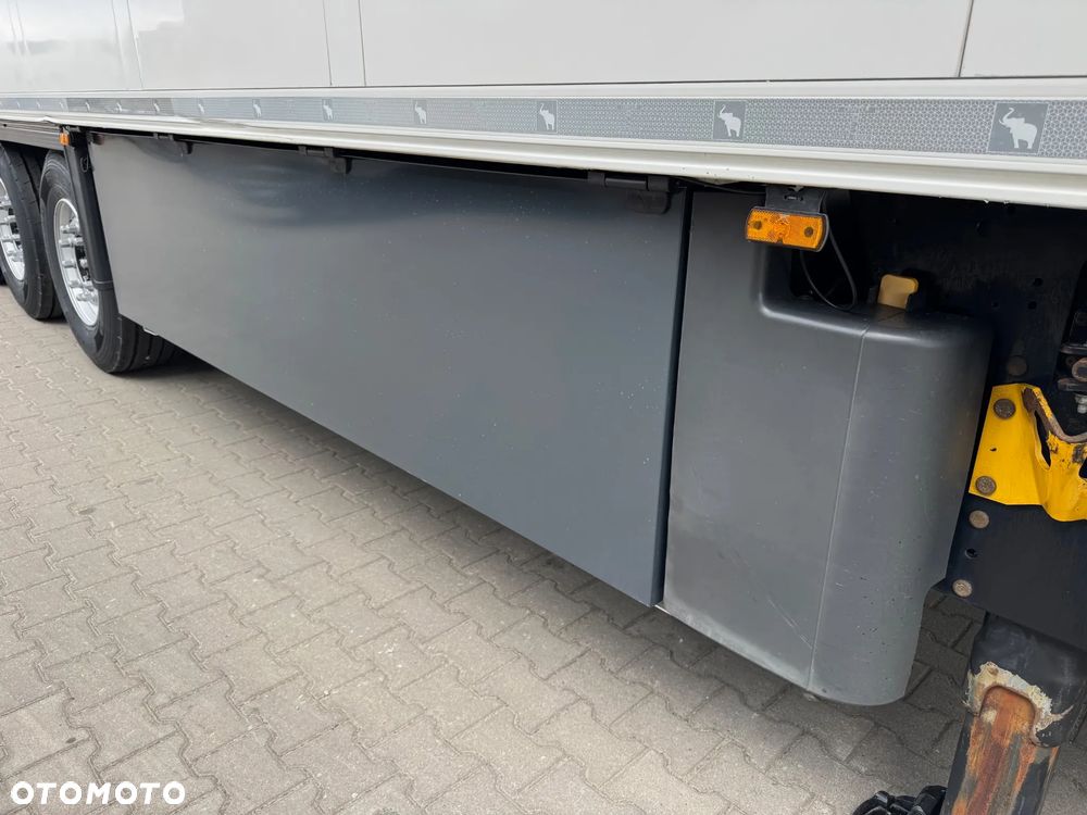 Schmitz Cargobull Chłodnia,Doppelstock, Carrier Vector 1550, Winda ZEPRO - 25