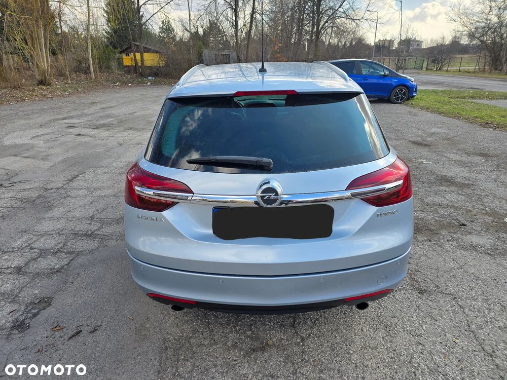 Opel Insignia - 30