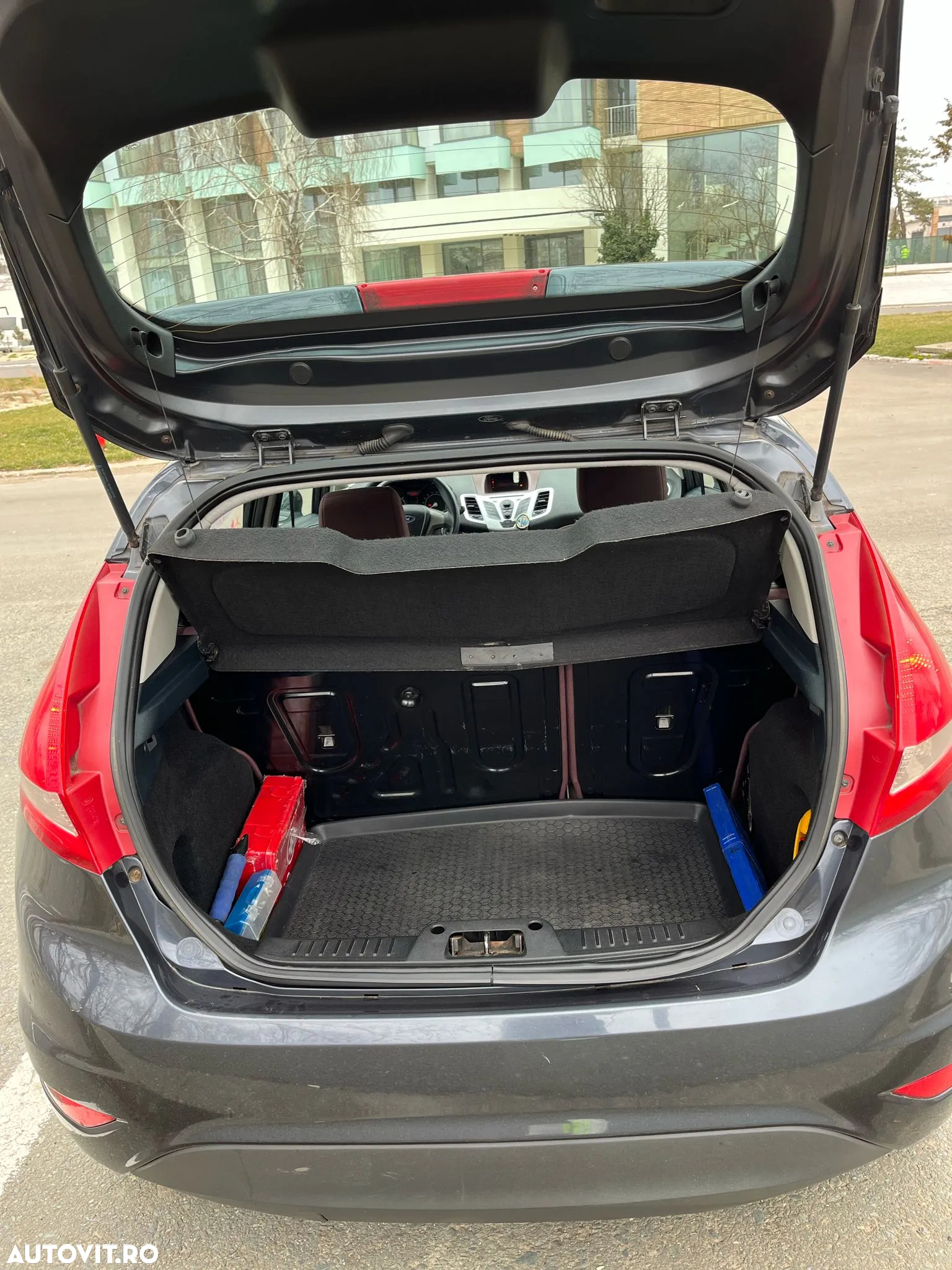 Ford Fiesta 1.4 TDCI - 8