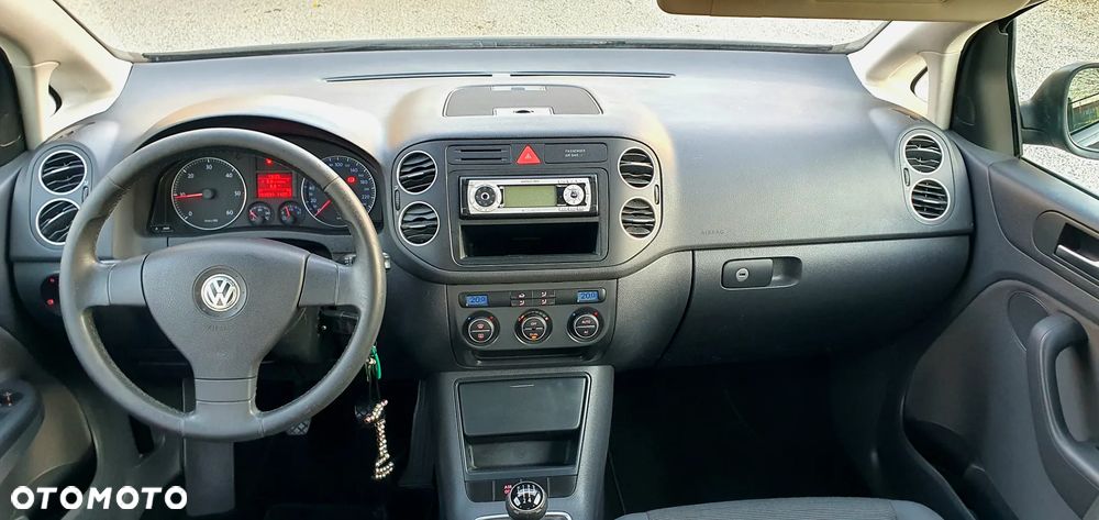 Volkswagen Golf Plus 1.9 TDI DPF Comfortline - 21