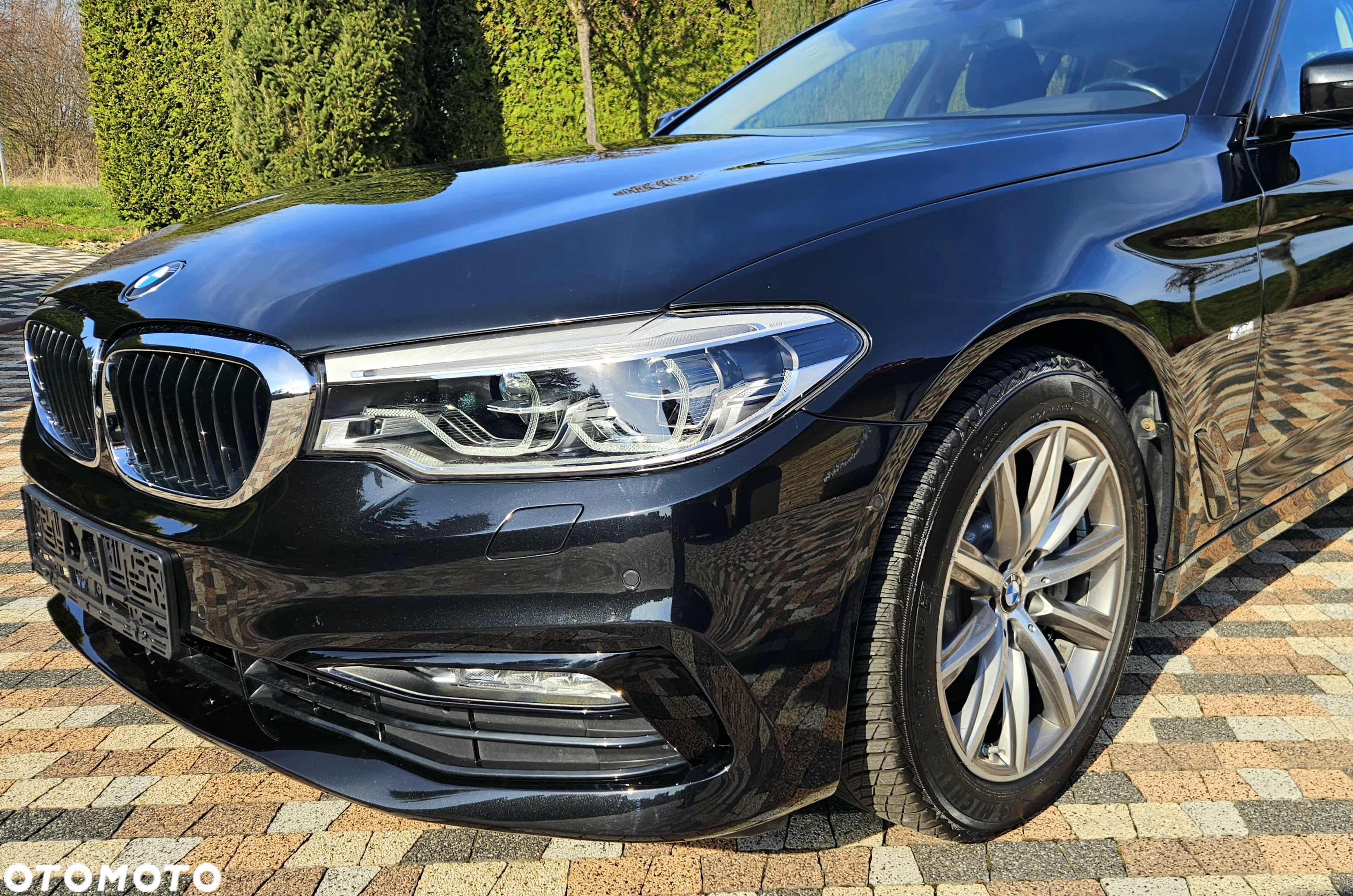 BMW Seria 5 530d xDrive Sport Line sport - 28