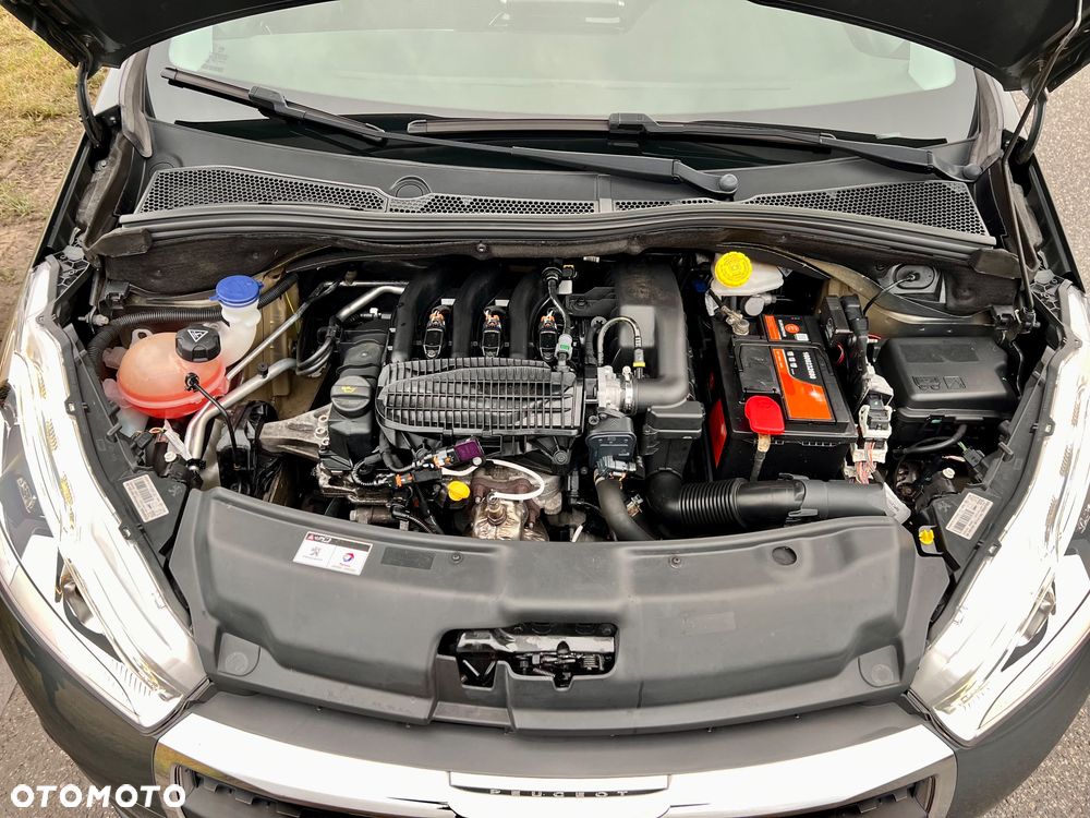 Peugeot 208 82 PureTech Style - 30