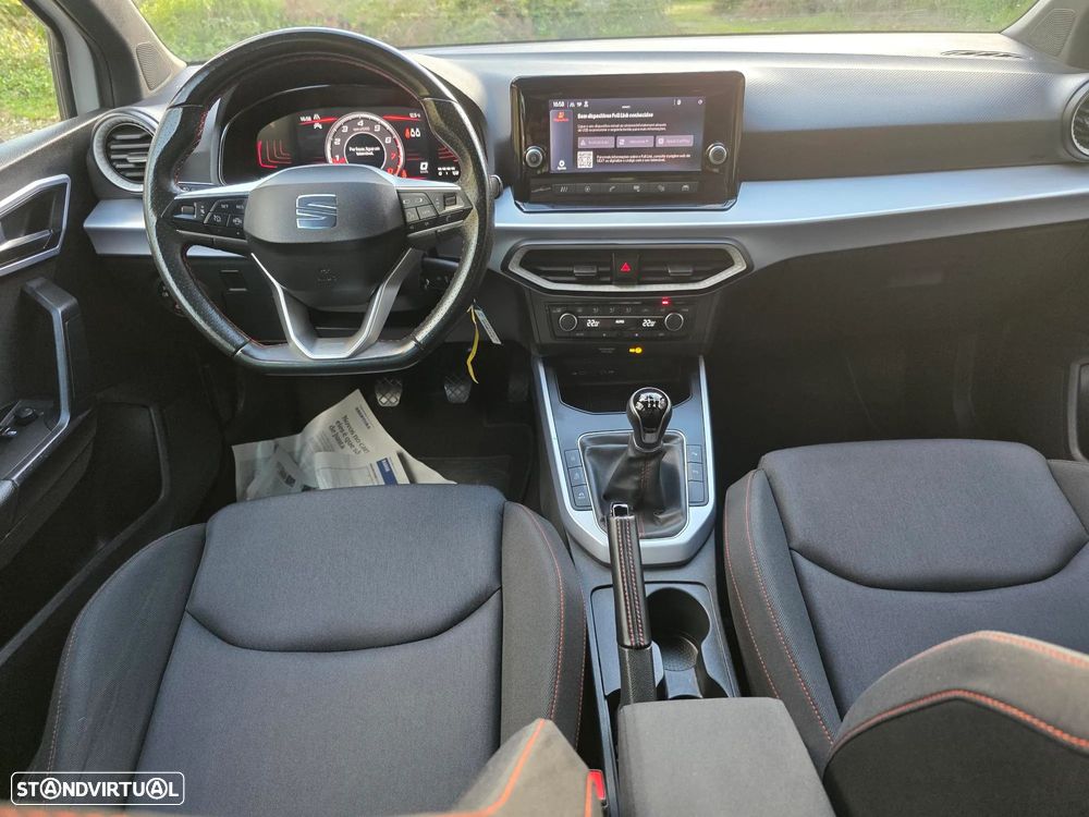 SEAT Arona 1.0 TSI FR - 42