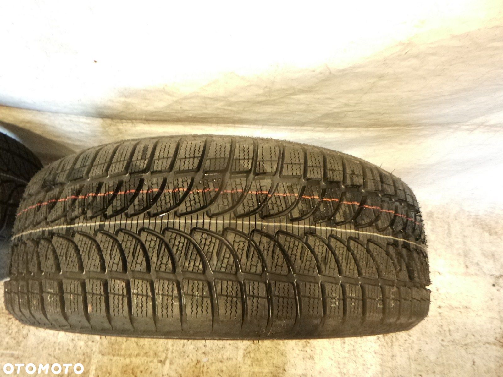 2x nowa opona zima Bridgestone Blizzak LM80 EV 235/60r18 103h - 1