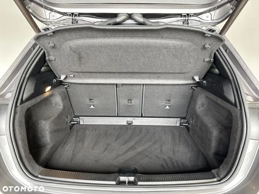 Mercedes-Benz Klasa B 200 d Progressive 8G-DCT - 23