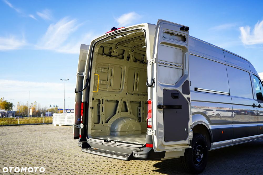 Volkswagen Crafter 35 - 14