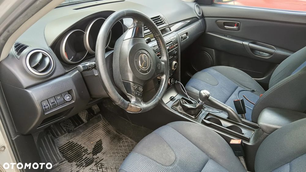 Mazda 3 - 17