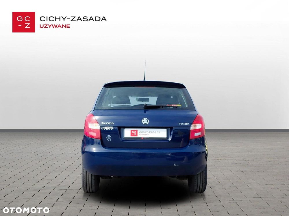 Skoda Fabia - 4