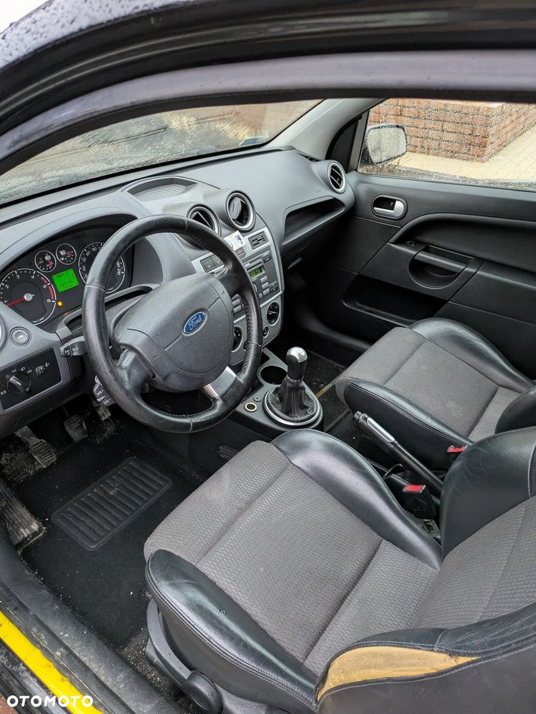 Ford Fiesta 1.6 TDCI Style - 6