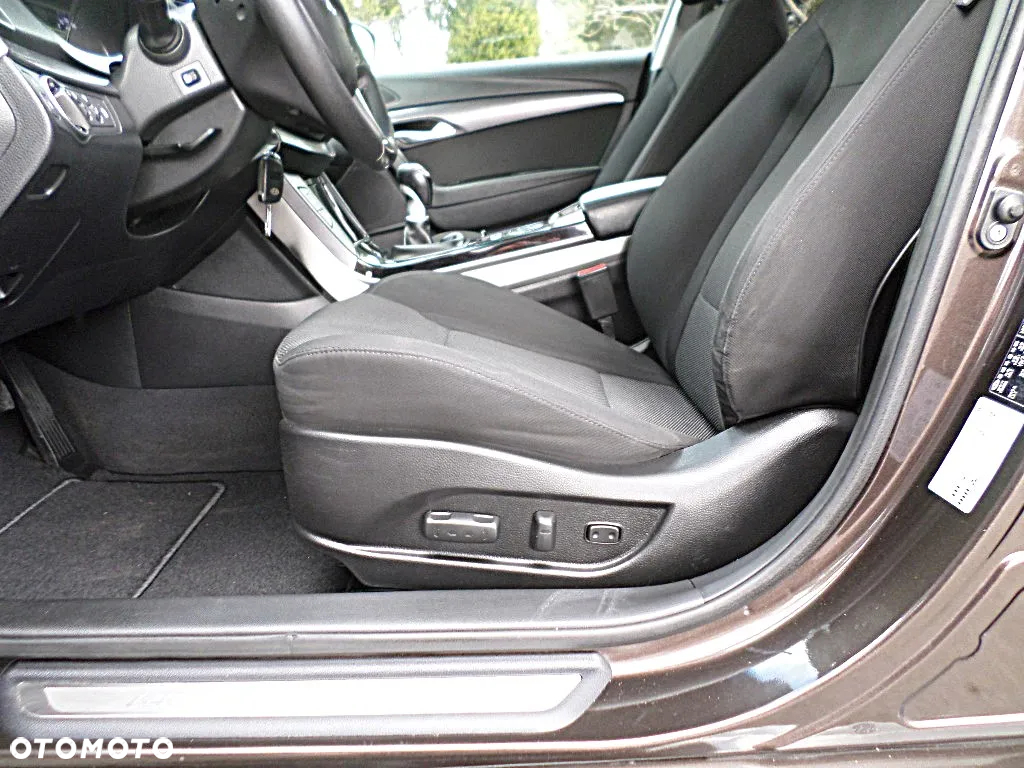Hyundai i40 Kombi blue 1.6 Trend - 19