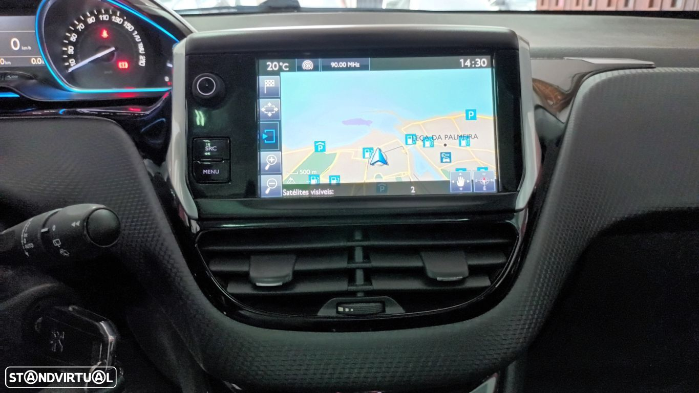 Peugeot 2008 1.2 PureTech Allure - 39