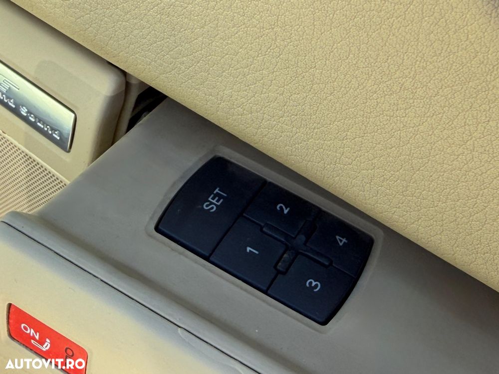 Audi A8 - 26