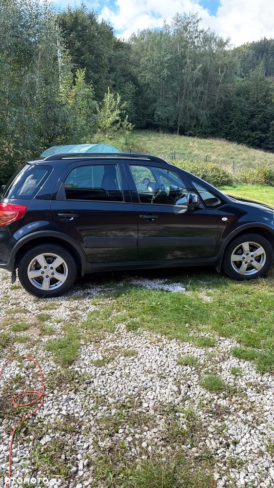 Suzuki SX4 - 1