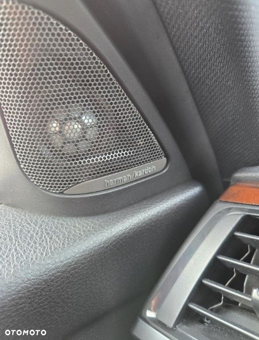 BMW Seria 3 320d DPF Blue Performance Edition Sport - 12