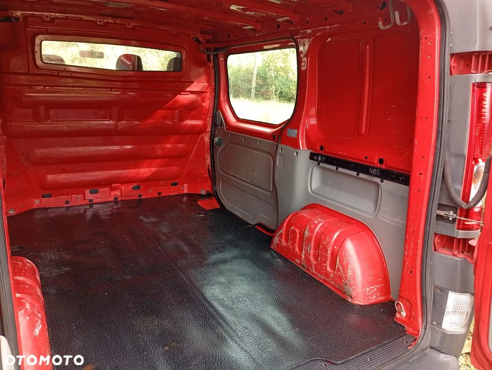 Renault Trafic - 17