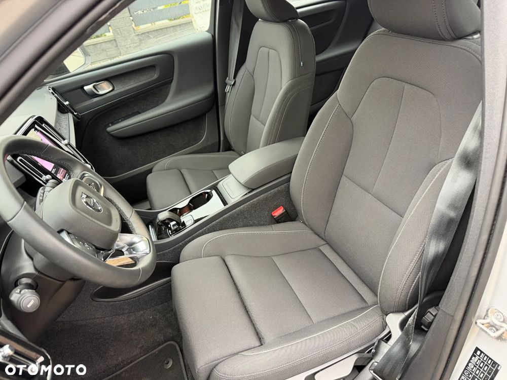 Volvo XC 40 Recharge 69 kWh Single Motor RWD Core - 12