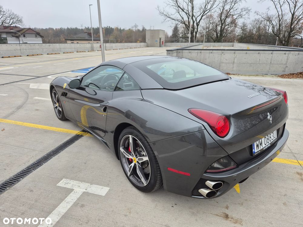Ferrari California - 6