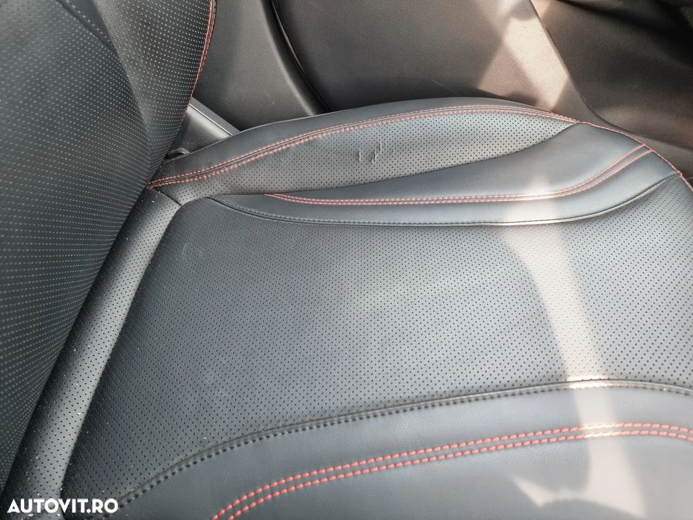 Ford Mustang Mach-E AWD PREMIUM - 6