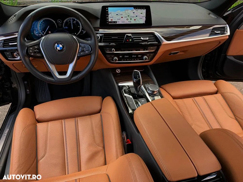 BMW Seria 5 525d Aut. - 12