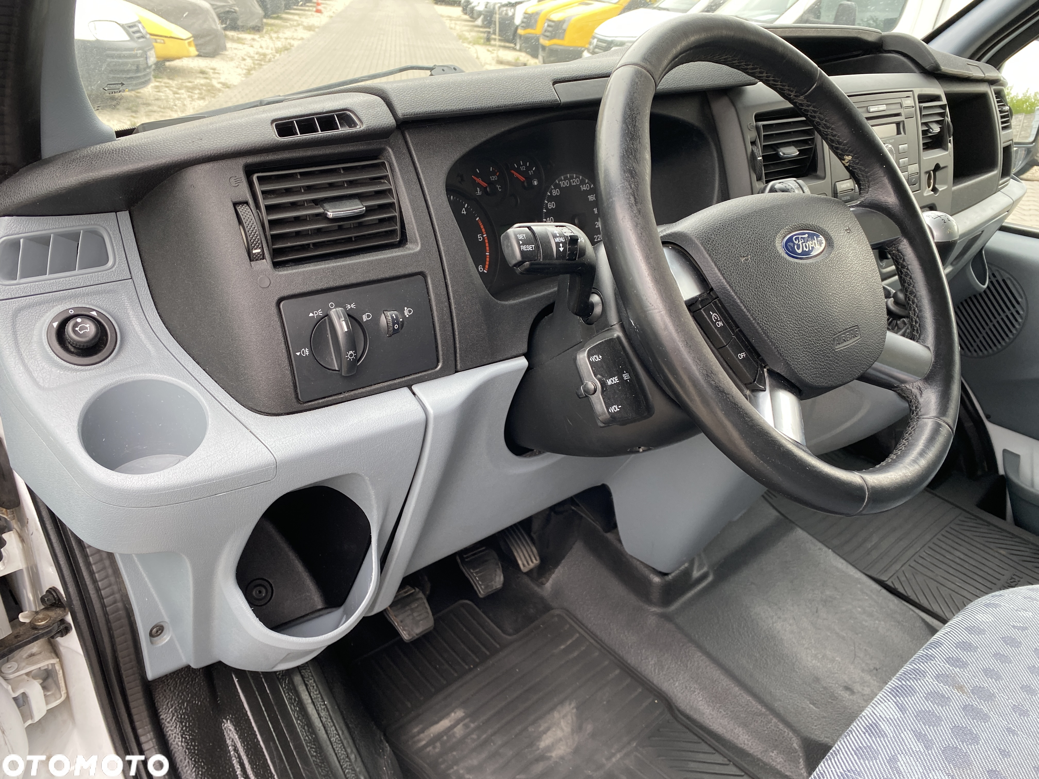 Ford TRANSIT - 17