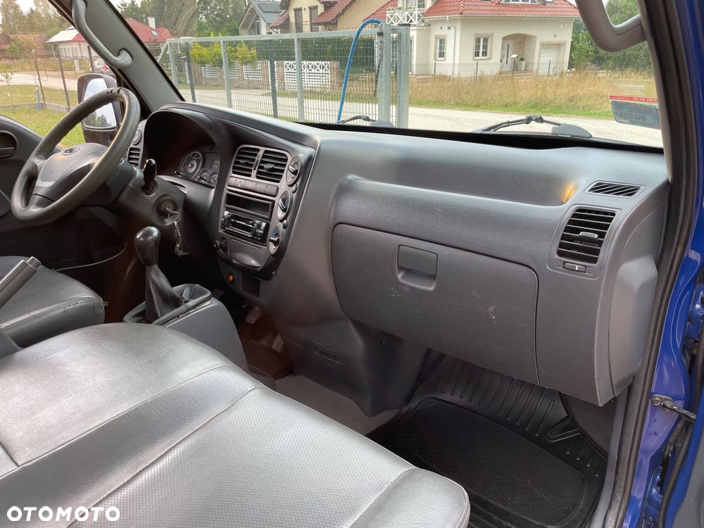 Kia K2500 - 37