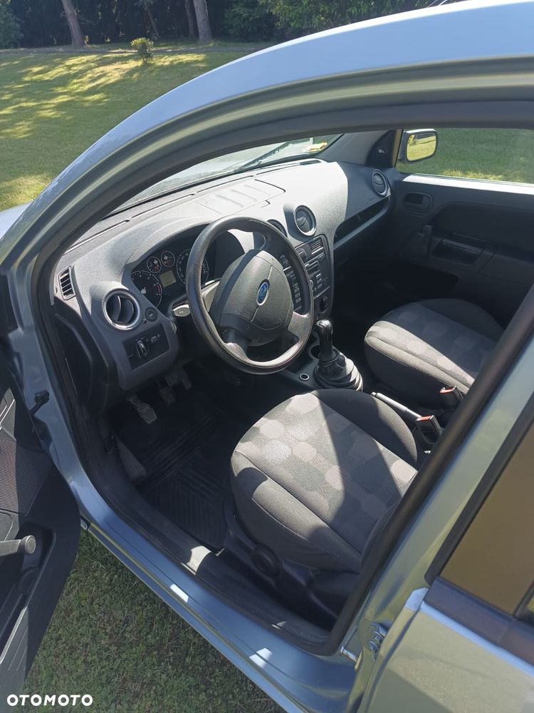 Ford Fusion - 6